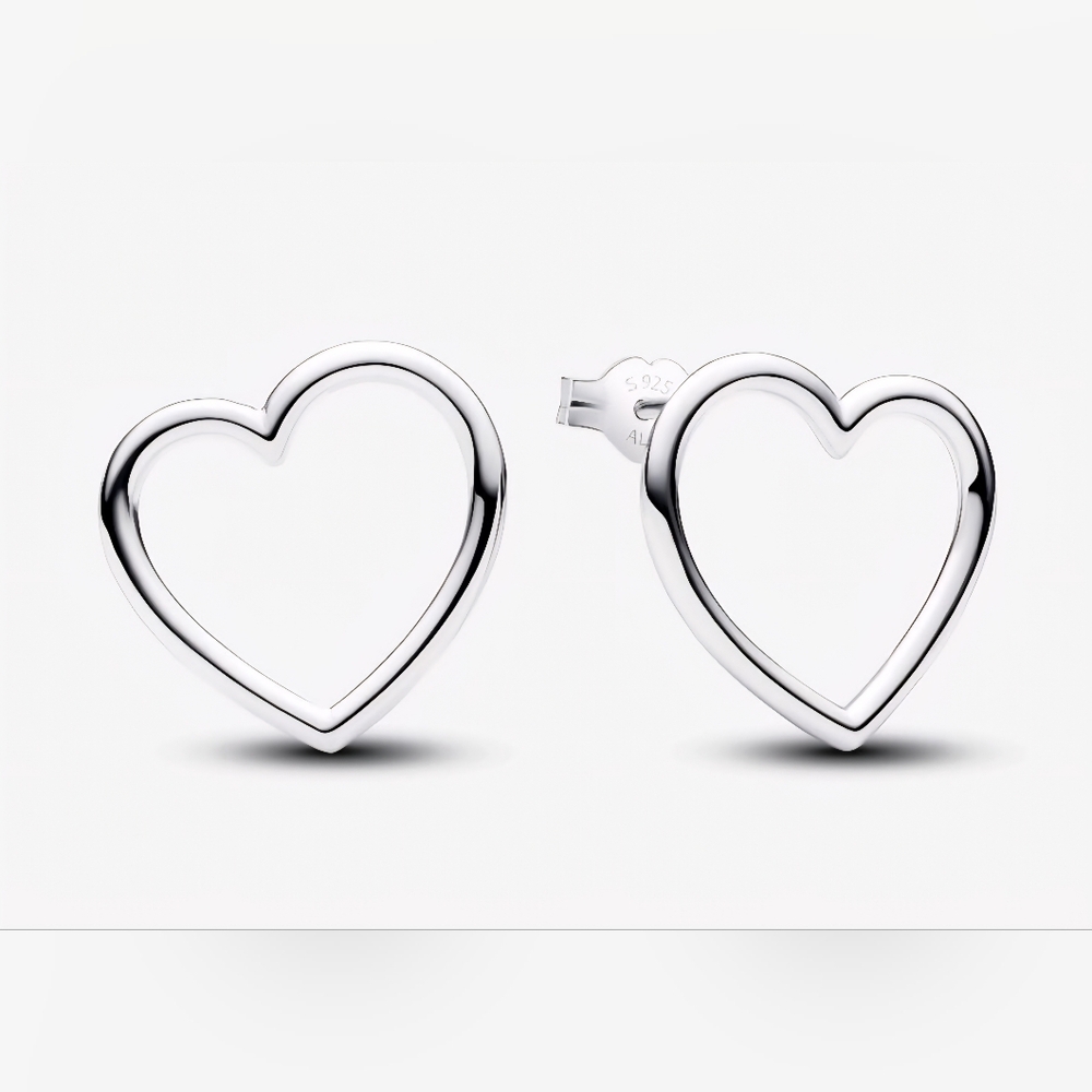 Pandora Front-facing Heart Stud Earrings